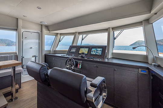 Numarine 26XP with E-Plex System.jpg